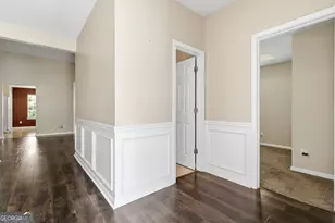 6141 Red Top Loop, Fairburn, GA 30213 - Photo 4