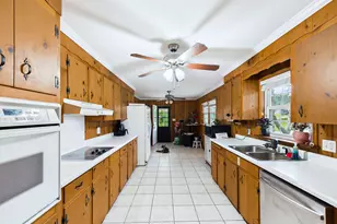 3851 Woodside Dr, Macon, GA 31206 - Photo 8