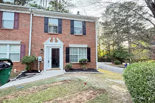 578 Hambrick Square, Stone Mountain, GA 30083 - Photo 2