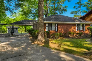 329 Edgewater Dr, Macon, GA 31220 - Photo 1
