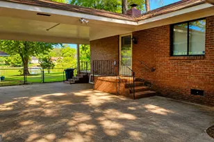 329 Edgewater Dr, Macon, GA 31220 - Photo 2