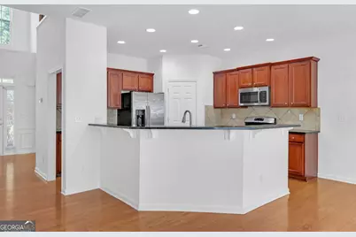 5608 Avonley Creek Drive, Sugar Hill, GA 30518 - Photo 6