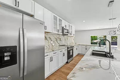 3905 Boring Road, Decatur, GA 30034 - Photo 6