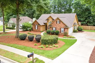 191 Rockport Dr, McDonough, GA 30253 - Photo 2