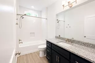 110 Cherokee Rose Cir, Dublin, GA 31021 - Photo 8
