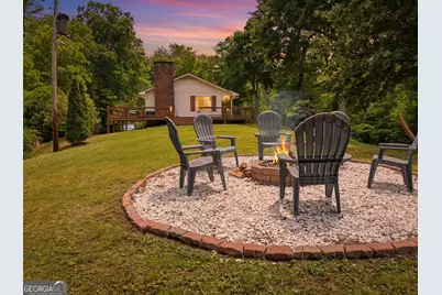 305 White Mountain, Marble, NC 28905 - Photo 2