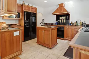 857 Chattahoochie Dr, Gainesville, GA 30501 - Photo 10