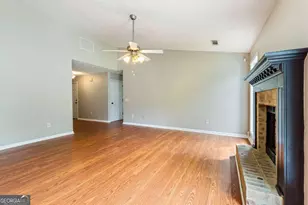 1004 Orchard Mill Ct, Lawrenceville, GA 30043 - Photo 10