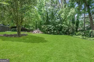 4052 W Johnson Cir, Chamblee, GA 30341 - Photo 32