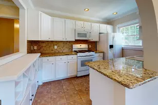4052 W Johnson Cir, Chamblee, GA 30341 - Photo 16