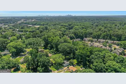 4052 W Johnson Circle, Chamblee, GA 30341 - Photo 42