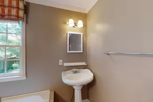 4052 W Johnson Cir, Chamblee, GA 30341 - Photo 12