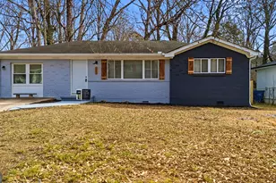 2043 Claude St NW, Atlanta, GA 30318 - Photo 2