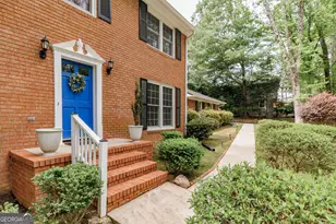 140 Rollingwood Dr, Athens, GA 30605 - Photo 2