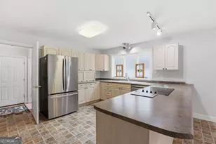 205 Mill Creek Cir, Martin, GA 30557 - Photo 12