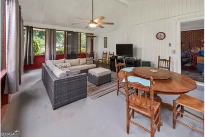 940 Chesterfield Drive, Marietta, GA 30066 - Photo 4