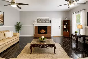 1950 Honeybee Creek Dr, Griffin, GA 30224 - Photo 2