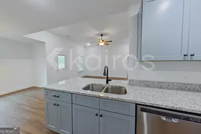 142 Hughes Drive, Warner Robins, GA 31093 - Photo 6