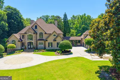 1389 Hillside Drive, Grayson, GA 30017 - Photo 2