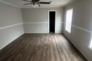 928 Strickland St Ext, Pembroke, GA 31321 - Photo 6