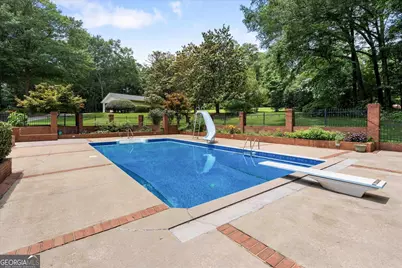 120 Lisa Lane, Carrollton, GA 30117 - Photo 4