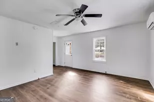 734 W College St, Bowdon, GA 30108 - Photo 14