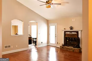 205 Paden Dr, Winder, GA 30680 - Photo 8