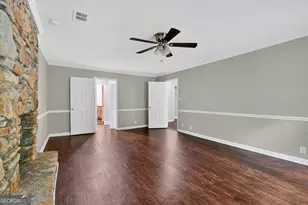 7127 Riverside Dr, Atlanta, GA 30328 - Photo 20