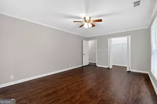 7127 Riverside Dr, Atlanta, GA 30328 - Photo 24