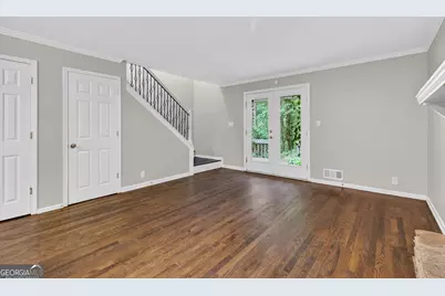 7127 Riverside Drive, Atlanta, GA 30328 - Photo 8