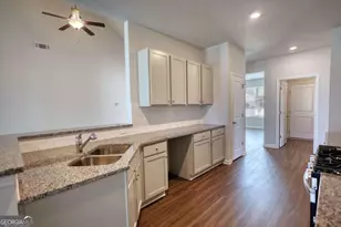 210 Park Pl Trail, Social Circle, GA 30025 - Photo 12