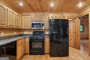 648 Stuart Mountain Rd, Mineral Bluff, GA 30559 - Photo 10
