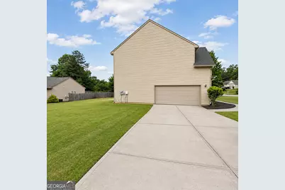 1361 Yorkshire Drive, Winder, GA 30680 - Photo 4