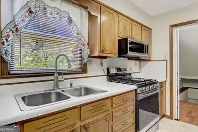 4706 Colony Drive SE, Acworth, GA 30102 - Photo 12