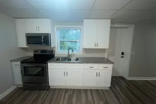 310 Harris Manor Dr SW, Atlanta, GA 30311 - Photo 4