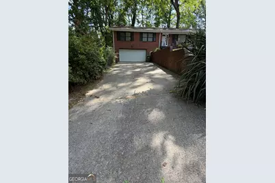 310 Harris Manor Drive SW #B, Atlanta, GA 30311 - Photo 2