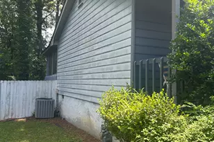 9246 River Chase Way, Jonesboro, GA 30238 - Photo 2