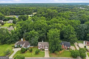 6353 Chestnut Pkwy, Flowery Branch, GA 30542 - Photo 6