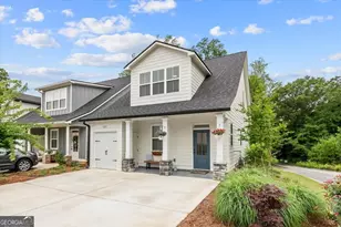 122 Town Walk Ln, Carrollton, GA 30117 - Photo 2