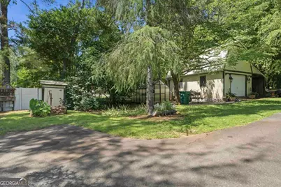 240 Quesenberry Drive, Eatonton, GA 31024 - Photo 2