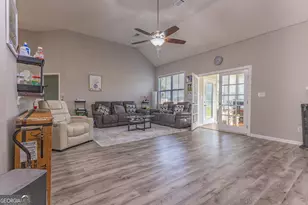 205 Courthouse Ln, Warner Robins, GA 31088 - Photo 6