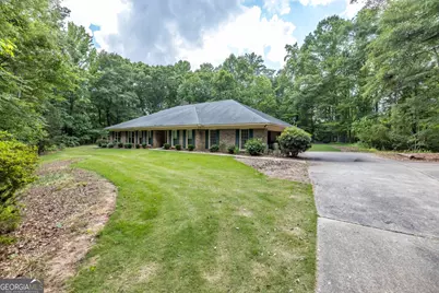9509 Chickasaw Court, Columbus, GA 31904 - Photo 2
