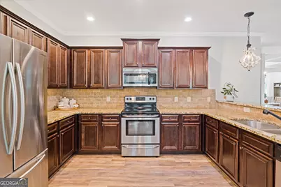 211 Burnham Court, McDonough, GA 30252 - Photo 4