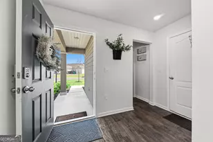 128 Ashwood Cir, Saint Marys, GA 31558 - Photo 2