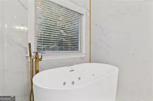 1711 Summit Glen Ln NE, Atlanta, GA 30329 - Photo 20