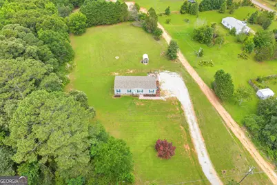 127 Georgia Drive, Hartwell, GA 30643 - Photo 4