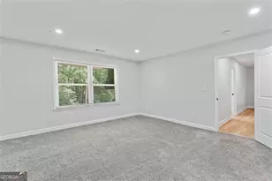 2023 Stoneleigh Dr, Stone Mountain, GA 30087 - Photo 32