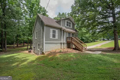 195 Pinewood Drive, Senoia, GA 30276 - Photo 2