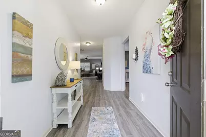 1048 Sutherland Drive, Winder, GA 30680 - Photo 6