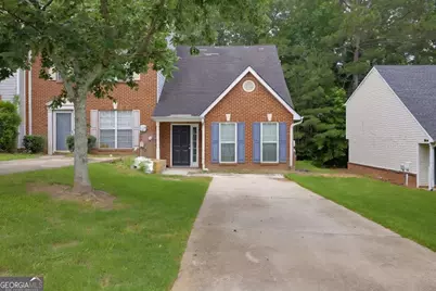 1324 Hollenbeck Lane, Riverdale, GA 30296 - Photo 2